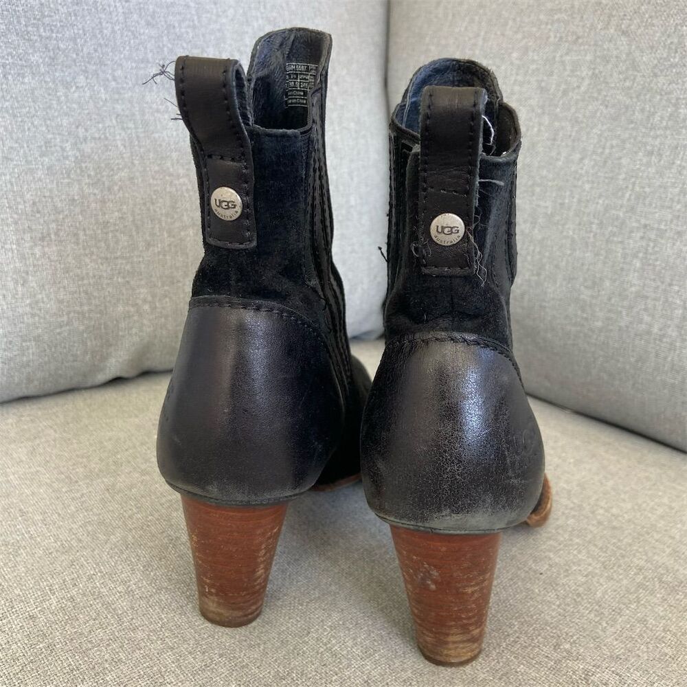 UGG Women's Black Ankle Booties Size 8 Suede Leather Casual Pull-On - Picture 3 of 6